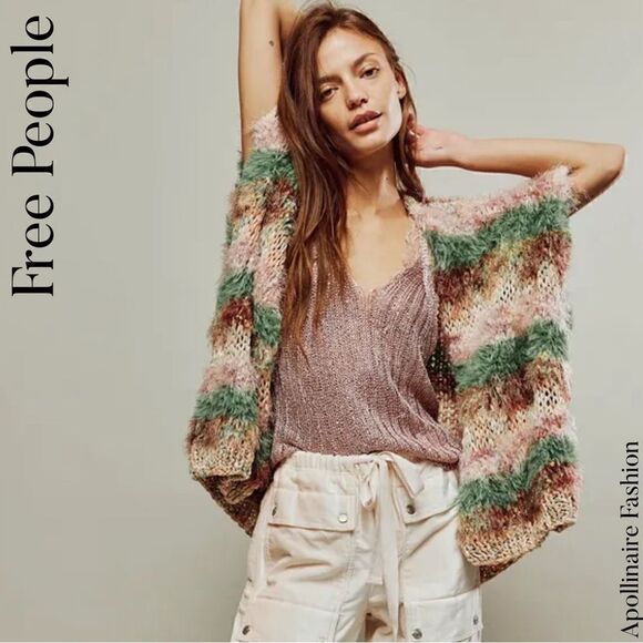 FREE PEOPLE FAIRYTALE COCOON KIMONO IN SUGAR PLUM NWT OS - Picture 3 of 9